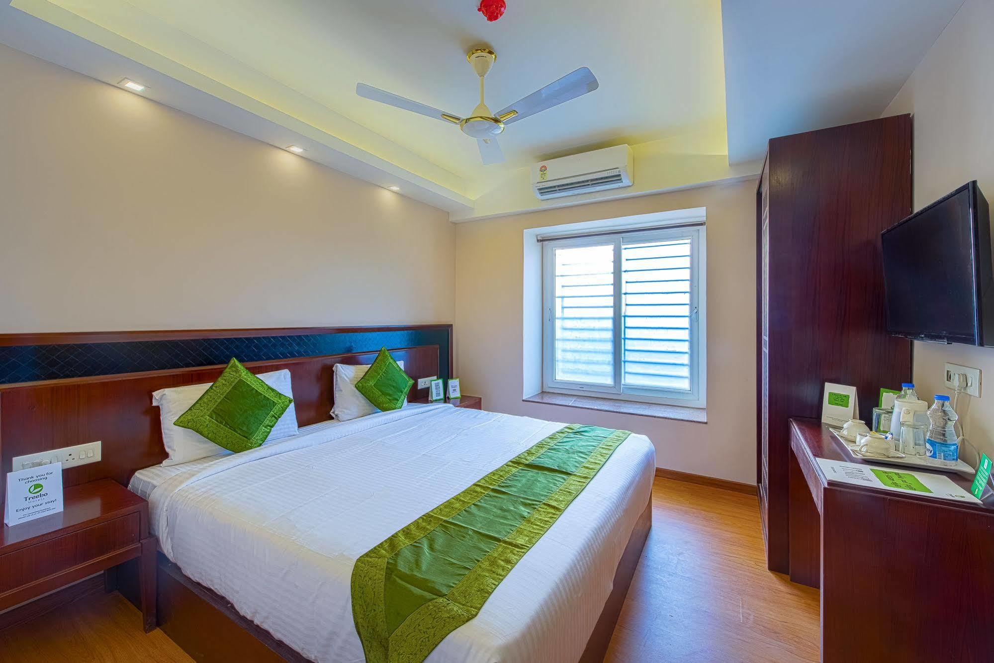 Treebo Vedanta Hotel Kolkata Ngoại thất bức ảnh