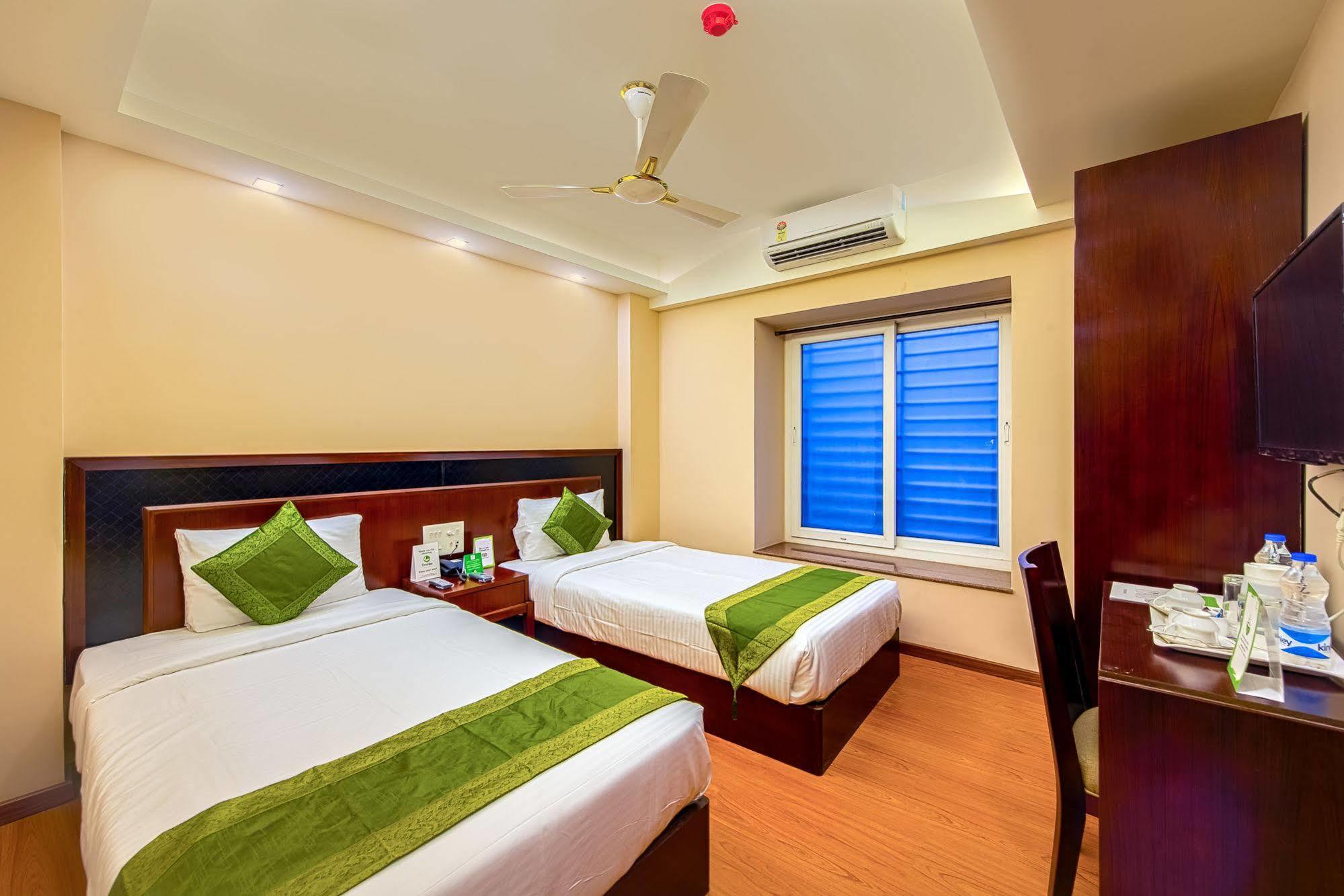 Treebo Vedanta Hotel Kolkata Ngoại thất bức ảnh